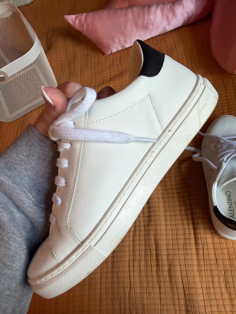 Valentino White Leather Women's Sneakers - Picture 9 of 11